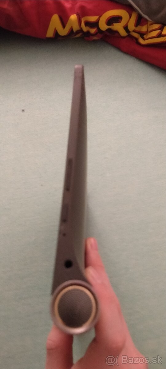 Lenovo yoga smart tab 10 - 4