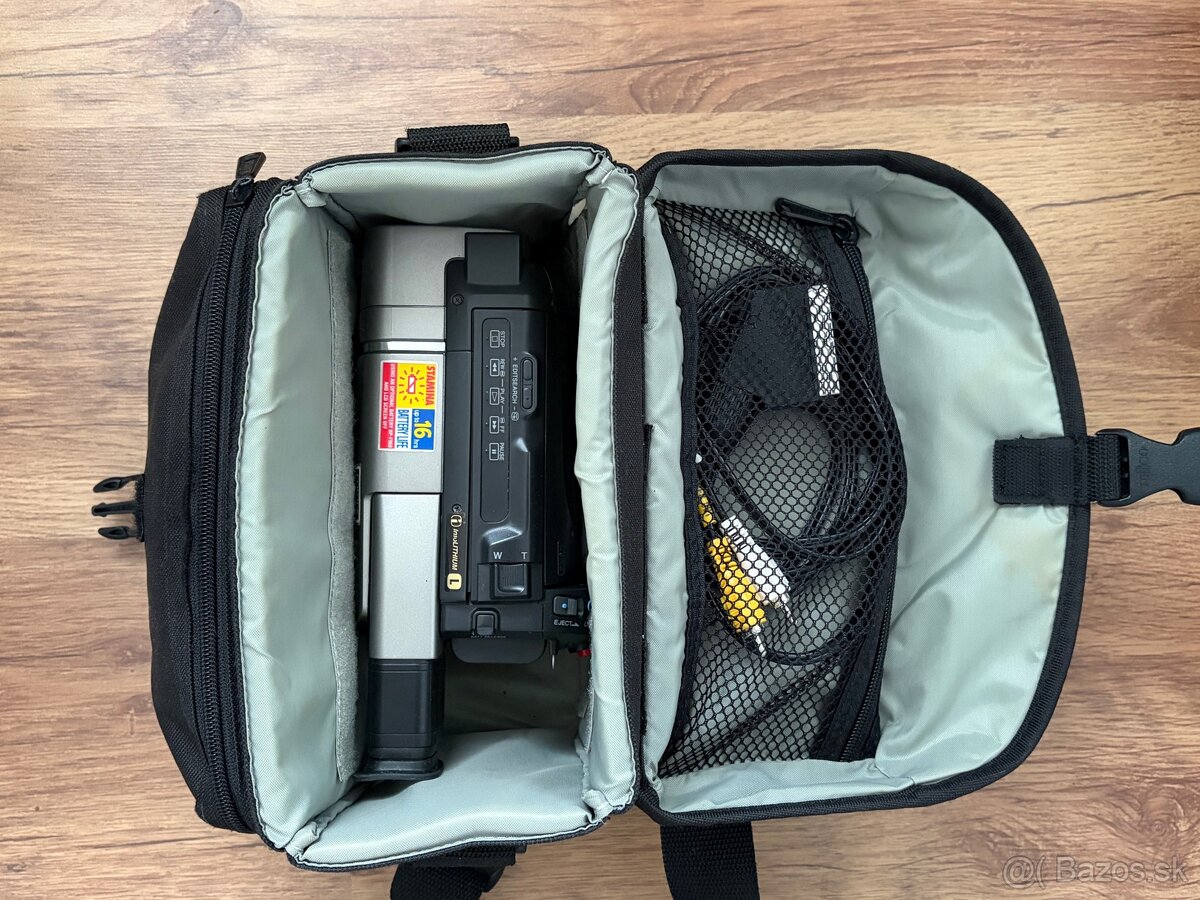 Kamera Sony Handycam CCD-TRV37E - 4