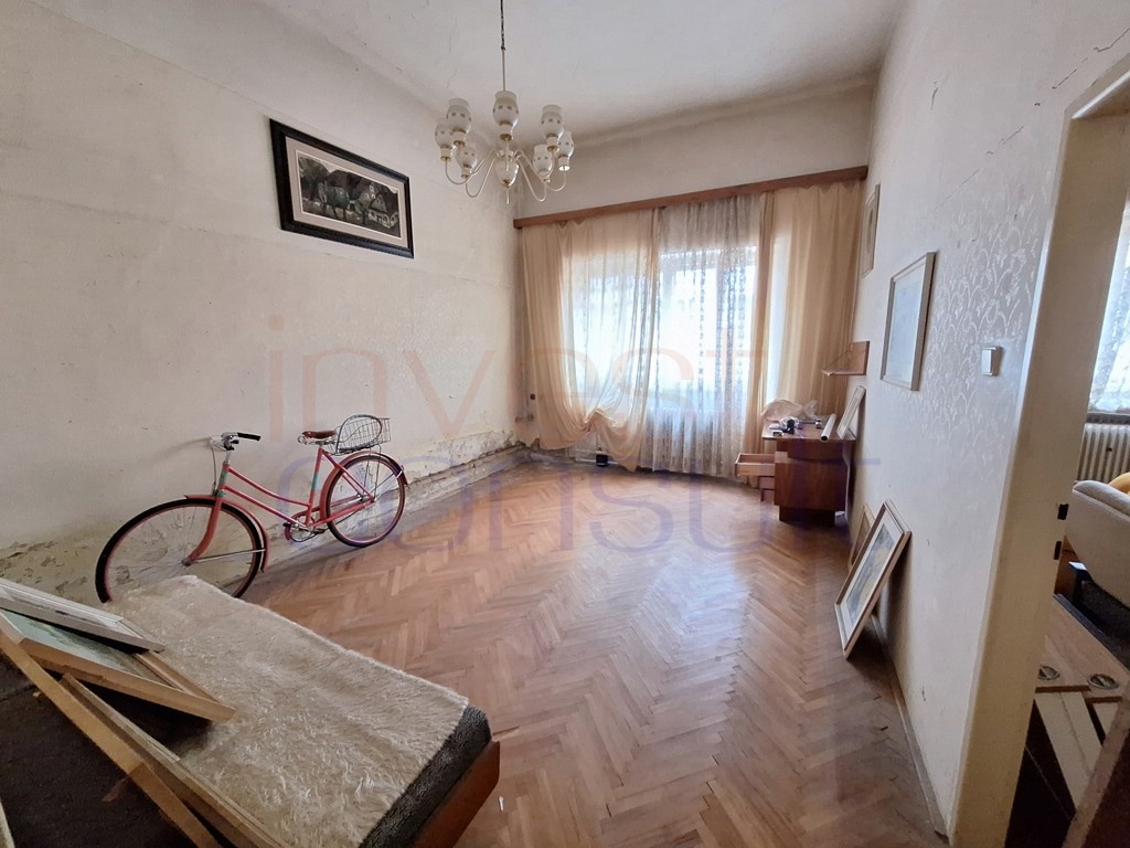 2342 NA PREDAJ MEŠTIANSKY DOM S PRÍJEMNOU ATMOSFÉROU V CENTR - 4
