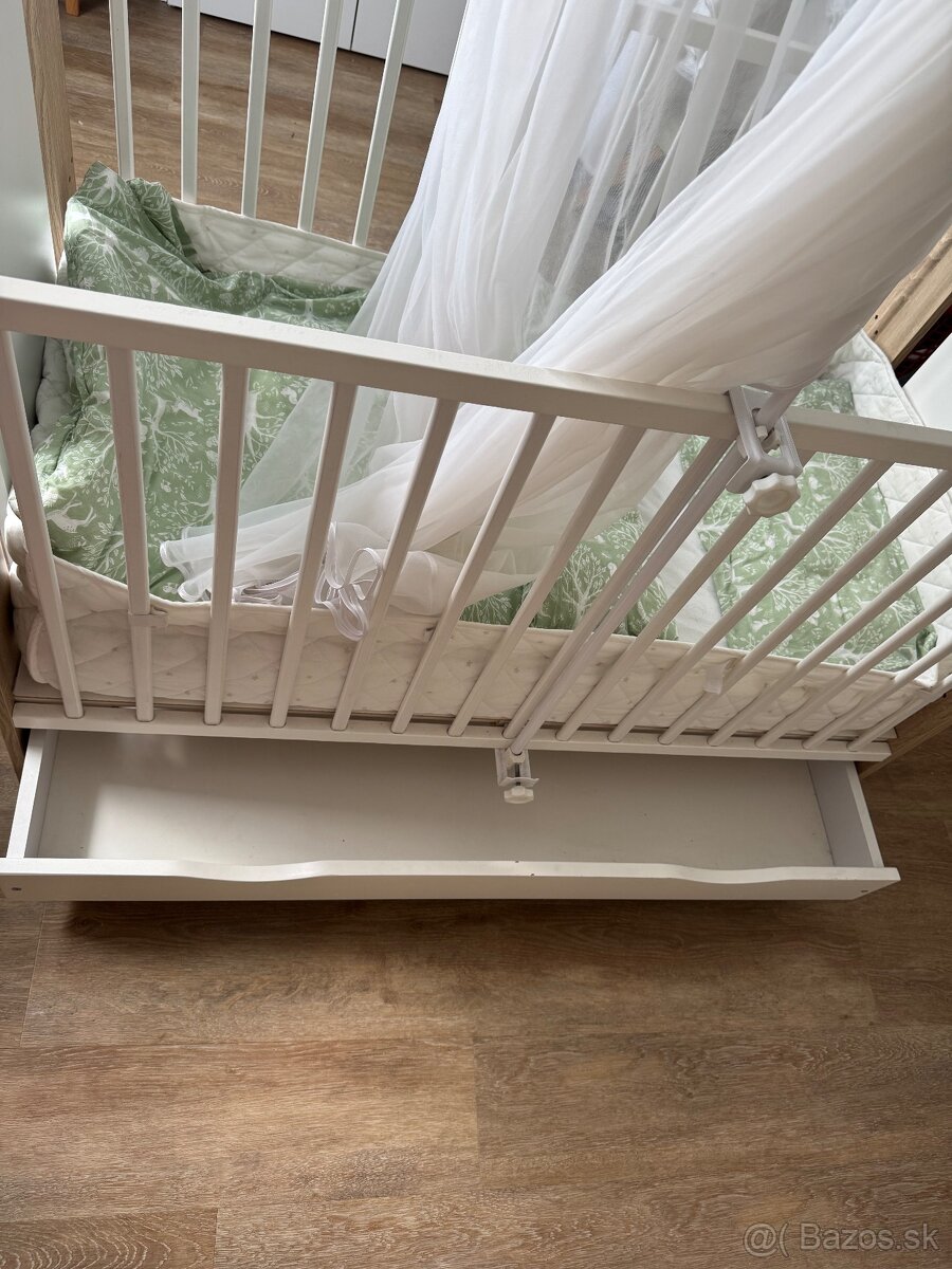 Detská postieľka so žirafkou - 4