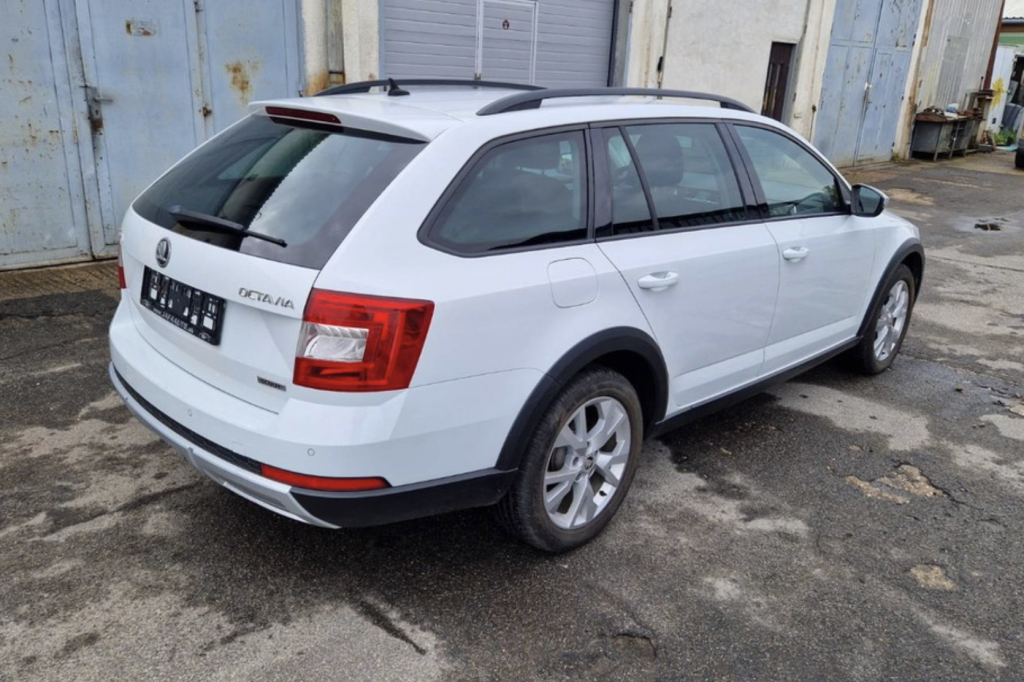 Škoda Octavia Combi 2016 - 4