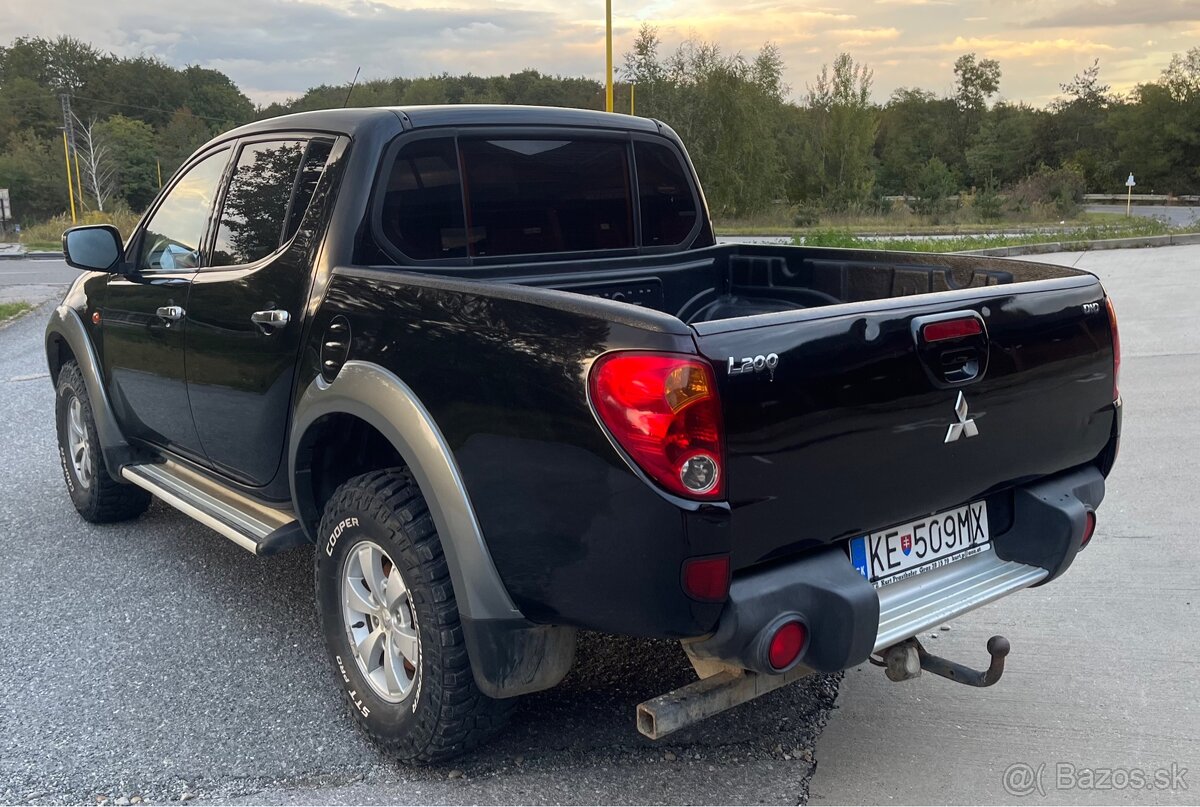 Mitsubishi L200 2.5 TDI Superselect  4x4 Uzávierka