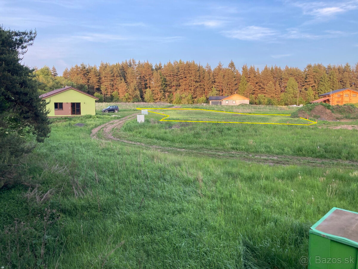 Nádherný stavebný pozemok so sieťami v Jamníku na Liptove - 4