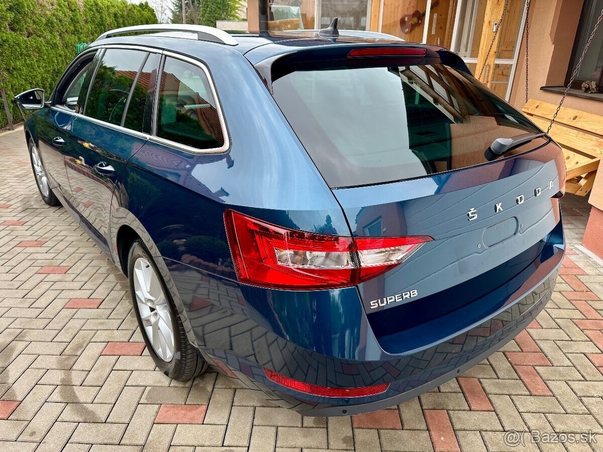 Škoda Superb III Combi Facelift s automatickou prevodovkou D - 4