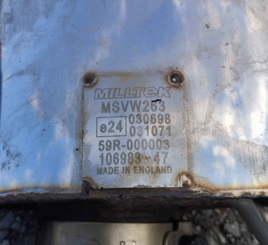 Milltek golf 5 gti - 4