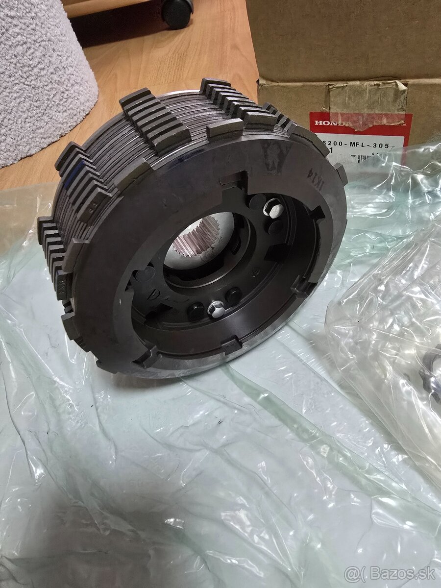 Spojka honda cbr1000rr - 4