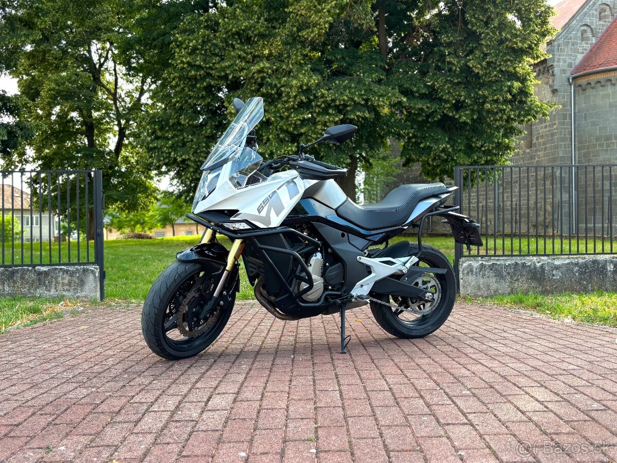 CF-MOTO 650MT - 4