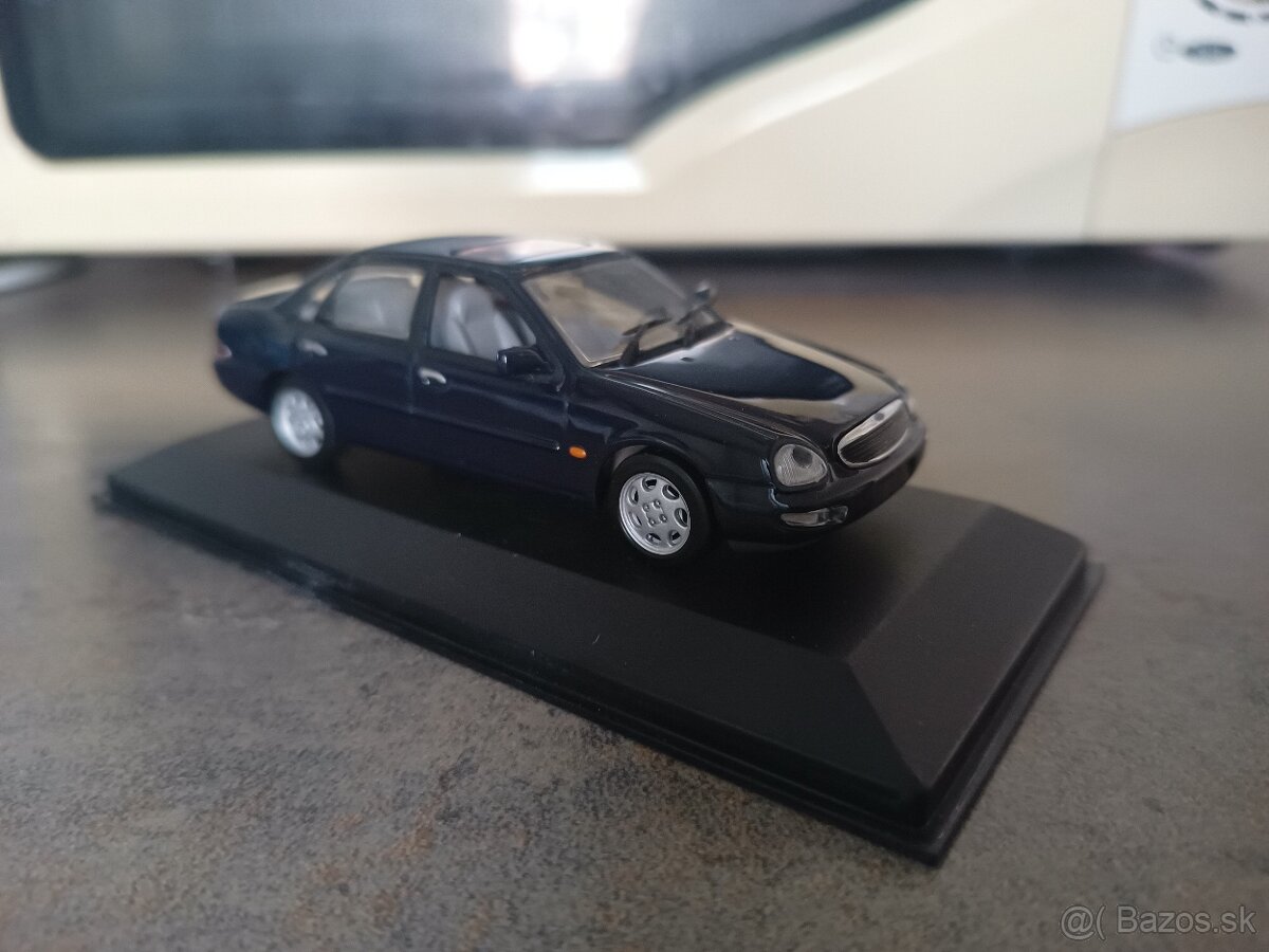1:43 Ford Scorpio Minichamps - 4