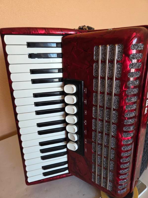 Predám akordeón Walther - 4
