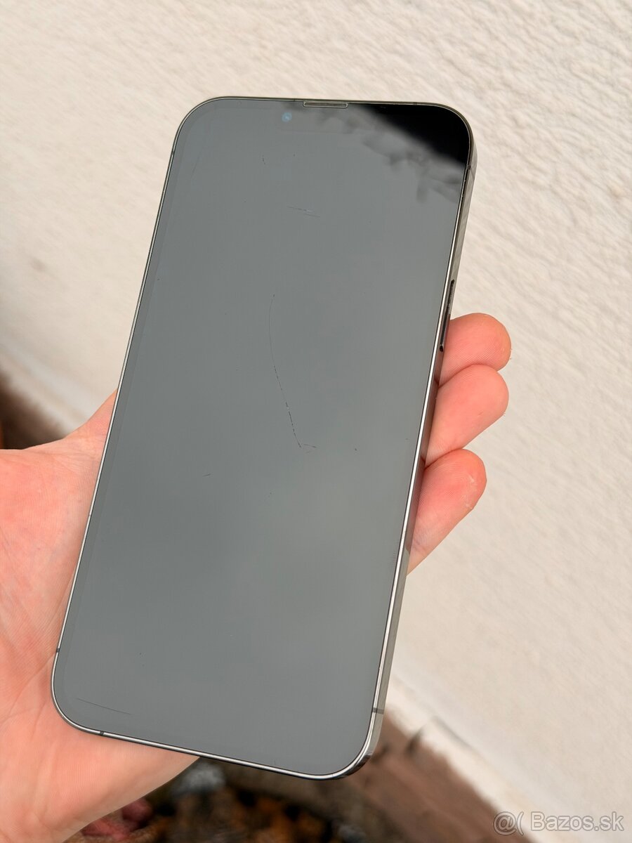Apple iPhone 13 Pro Max 256GB Graphite - 4