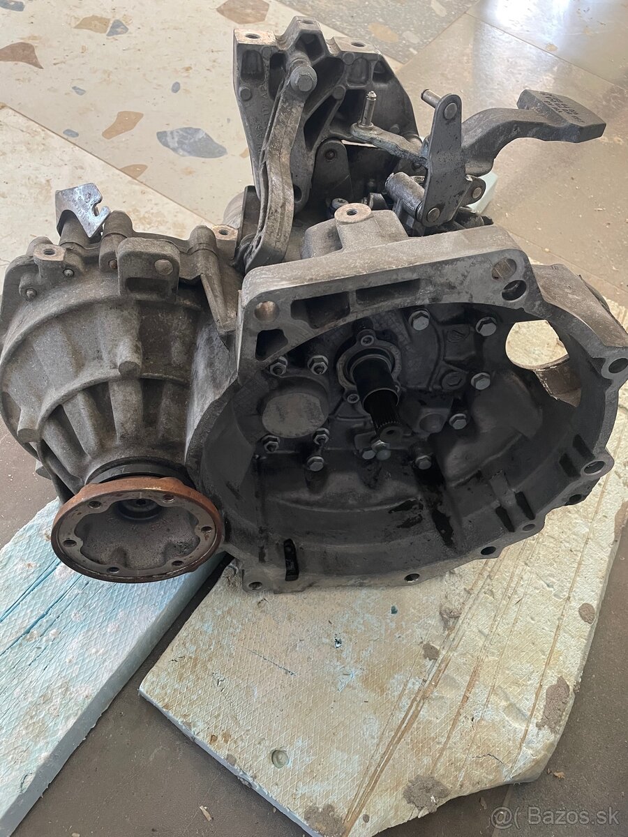 6 stupnova manualna prevodovka VW Touran - 4