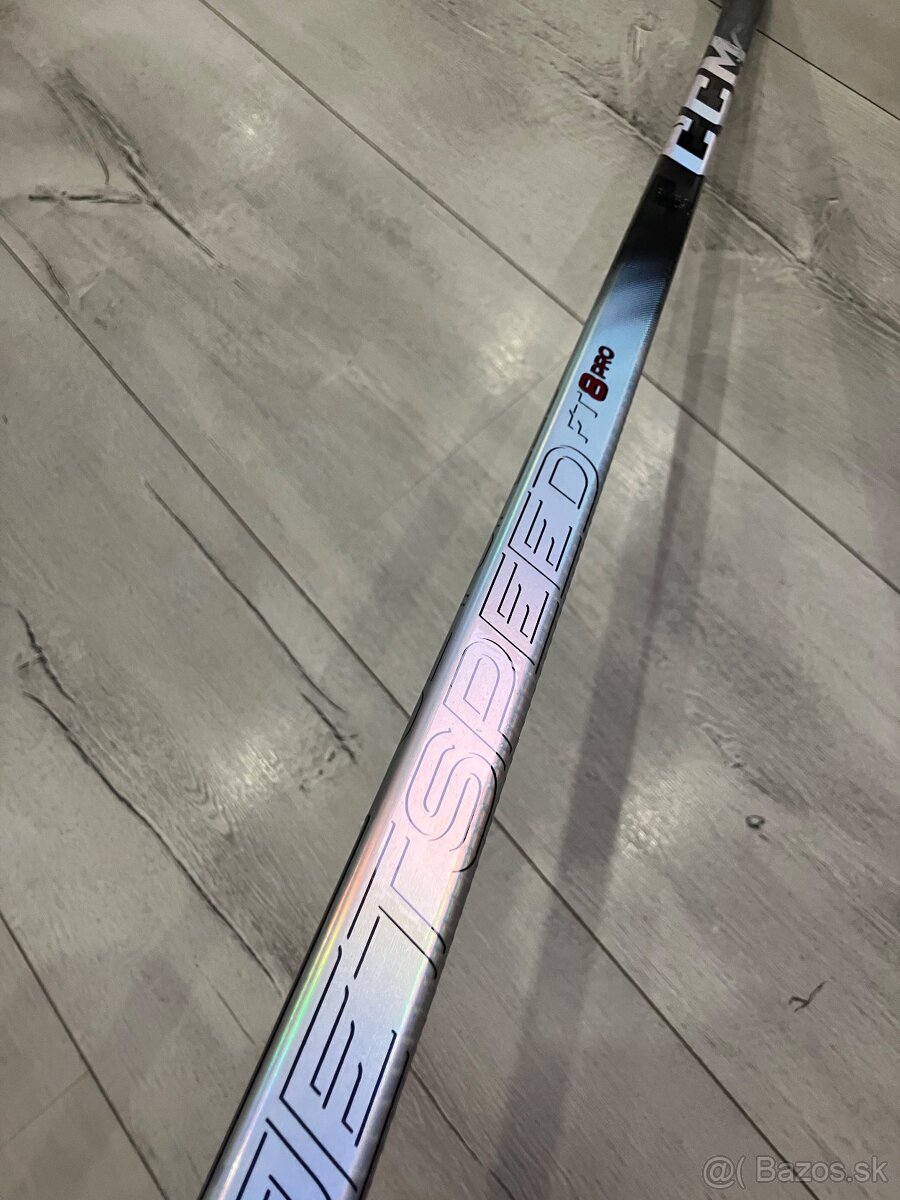 Predám hokejku CCM jetspeed FT8 PRO - 4