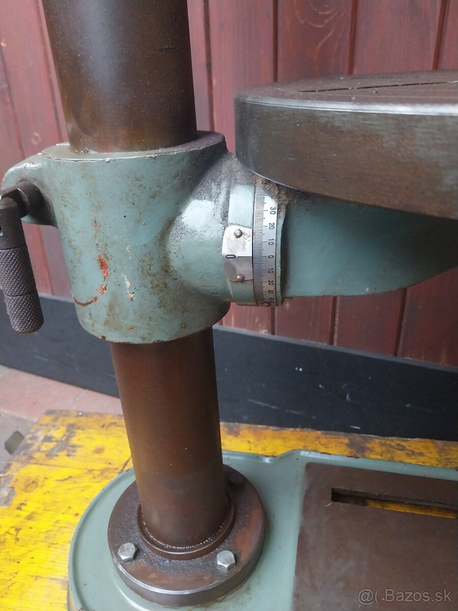 Stojanova vŕtačka 3 - 4