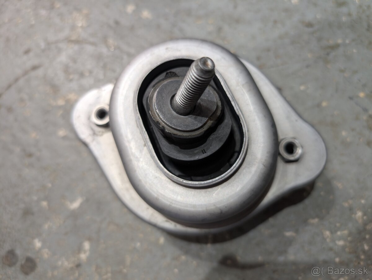 BMW E46 silentblok motora xi - 4