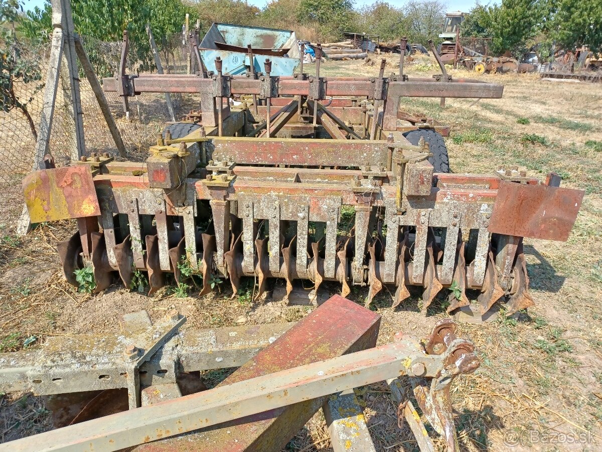 Predám multitiler HRUDOREZ RAU - 4