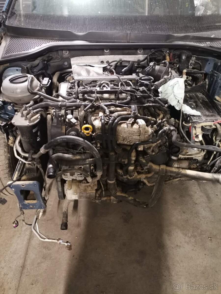 Rozpredam Volkswagen Golf 7 hatchback - 4