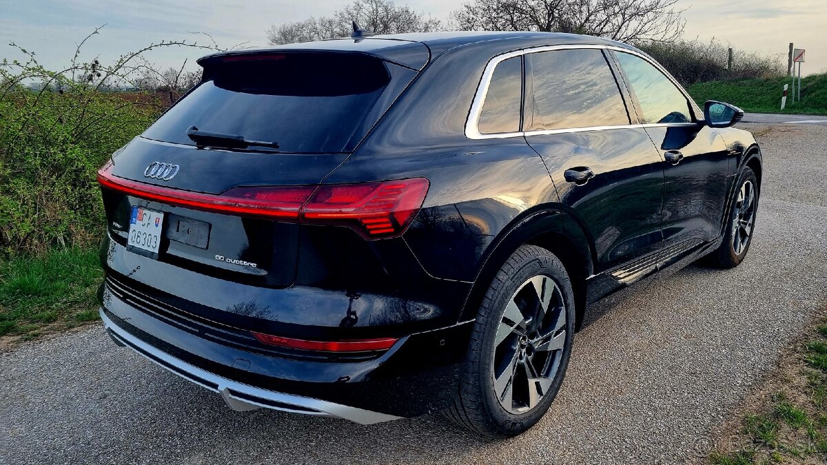 Audi e-tron 50 Quattro S line - 4