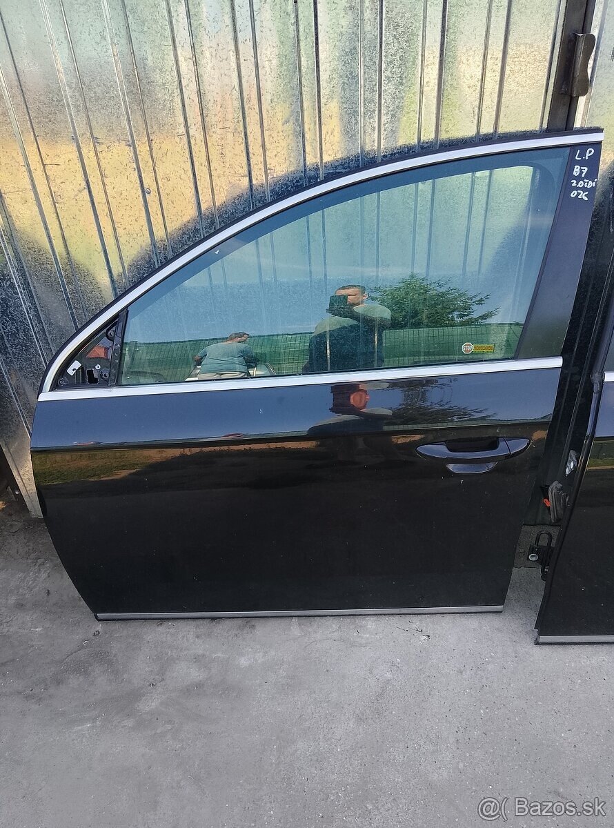 Dvere VW Passat B7 sedan - 4