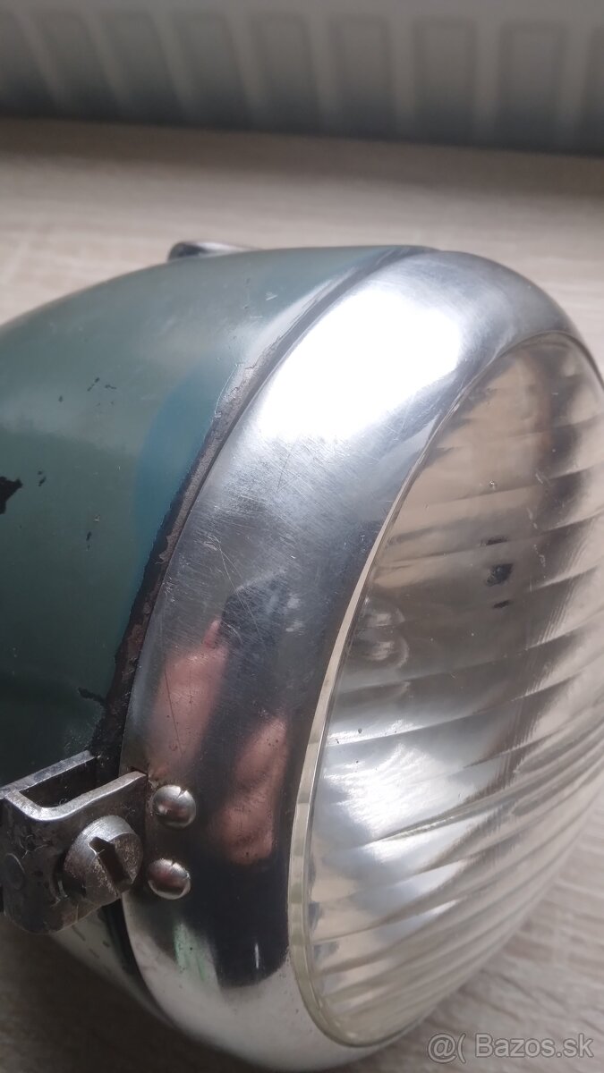 Predám kompletný svetlomet na motocykel ČZ 150C - 4