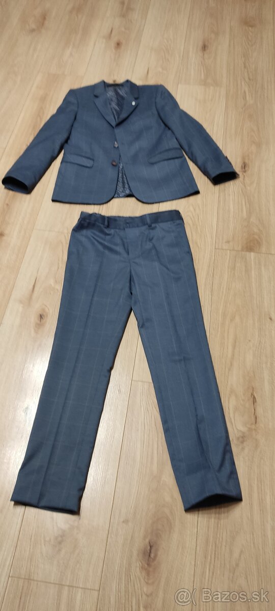 Chlapčenský oblek 146 a biela košeľa veľkosť 146 - 4