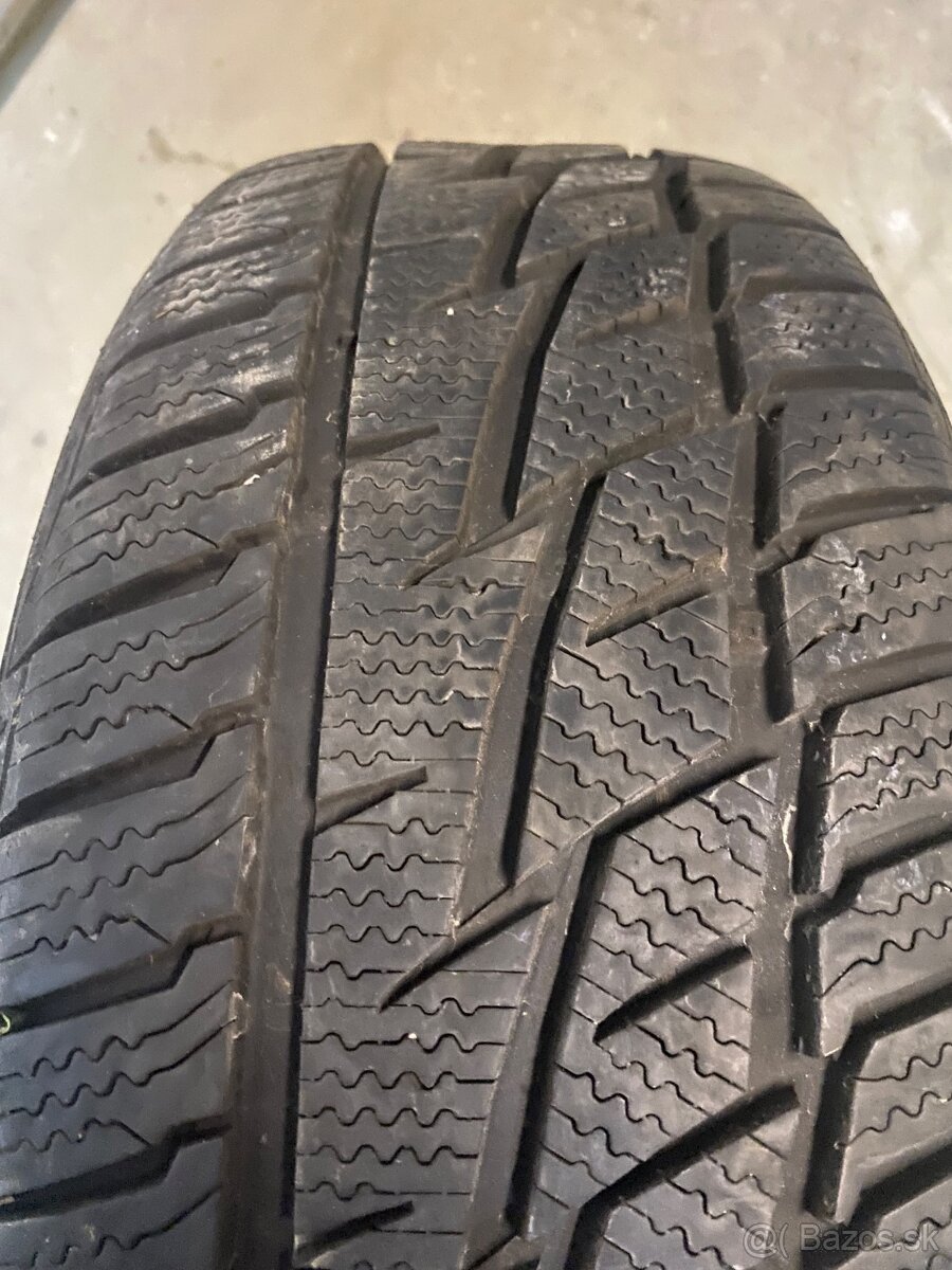 MATADOR MP92 SIBIR SNOW 205/50 R17 - 4