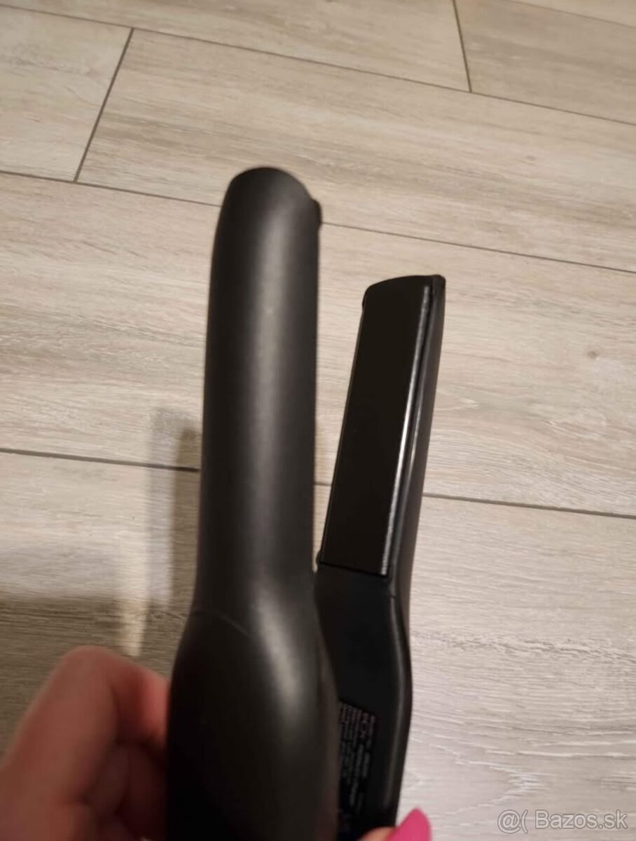 Bezdrôtová žehlička GHD - 4