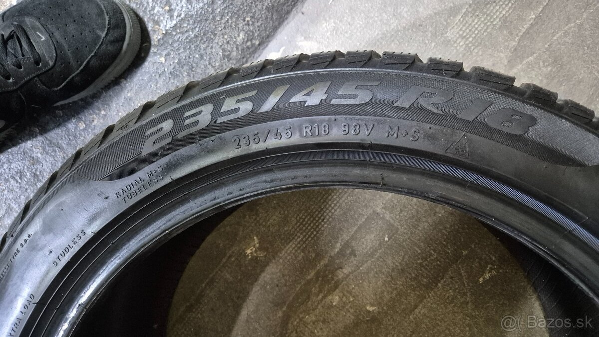 Zimné Sottzero3 r18 235/45 - 4