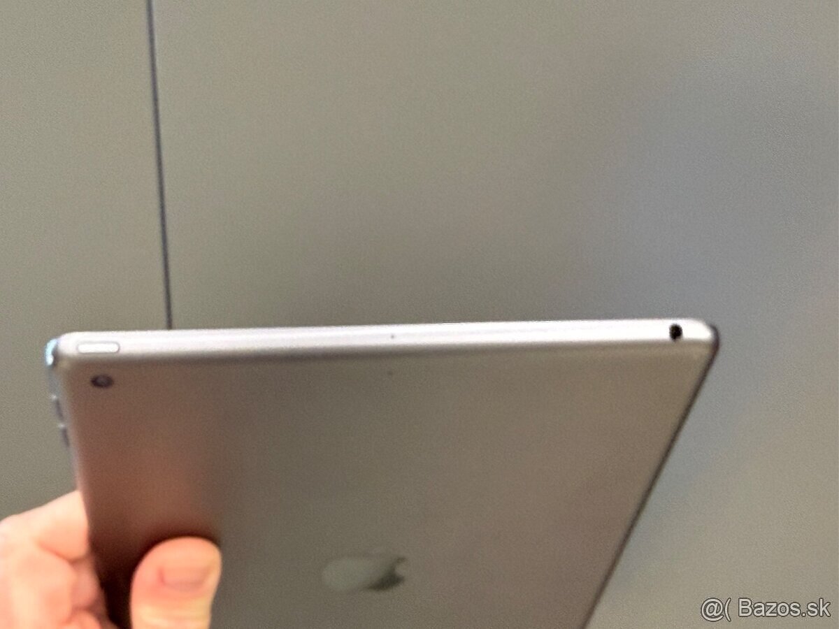 Apple iPad A2197 10.2 inch 7th generation Space Grey - 4