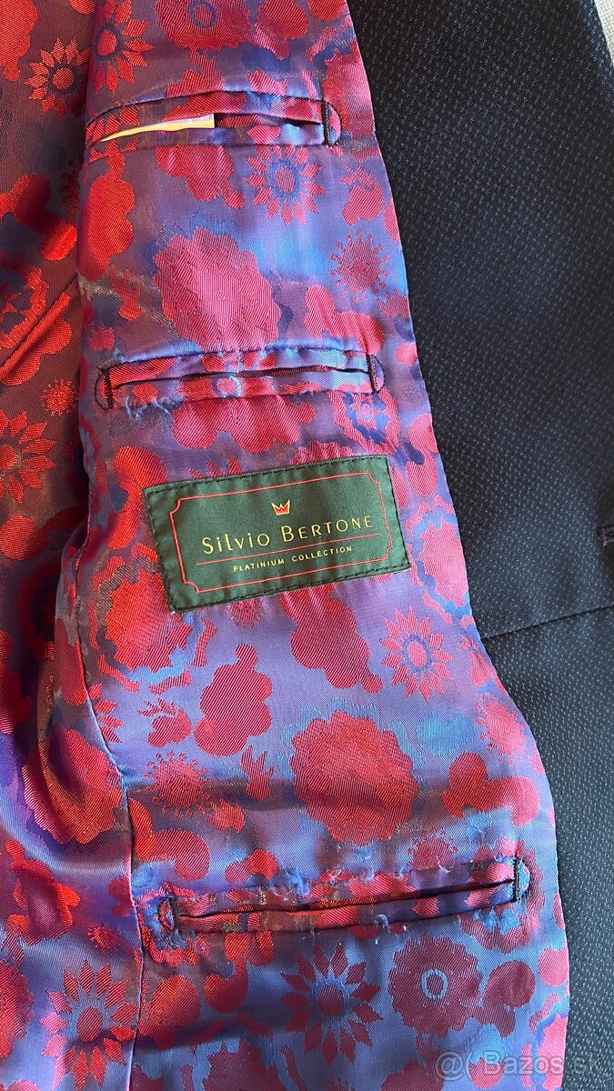 Tmavomodry oblek - 4