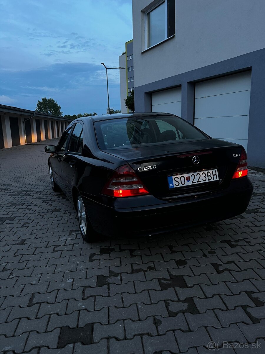 Mercedes-Benz C200cdi W203 - 4