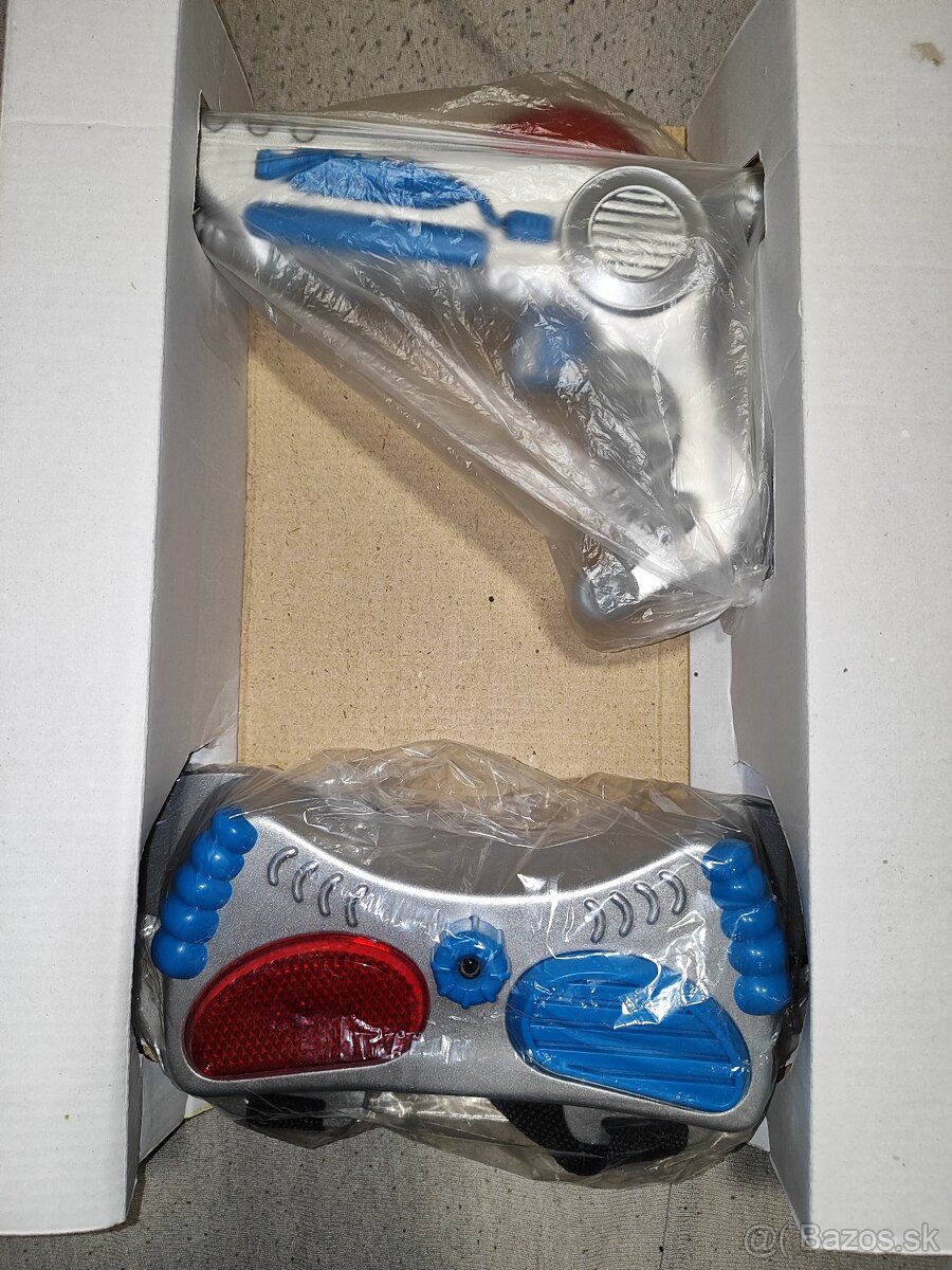 Zvuková pištoľ a vesta - 4