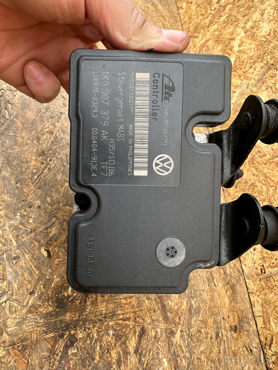 ABS kocka 1K0 614 117 S - 4