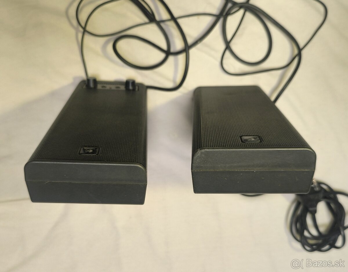 Predám reproduktory k PC Logitech S-0264B - 4