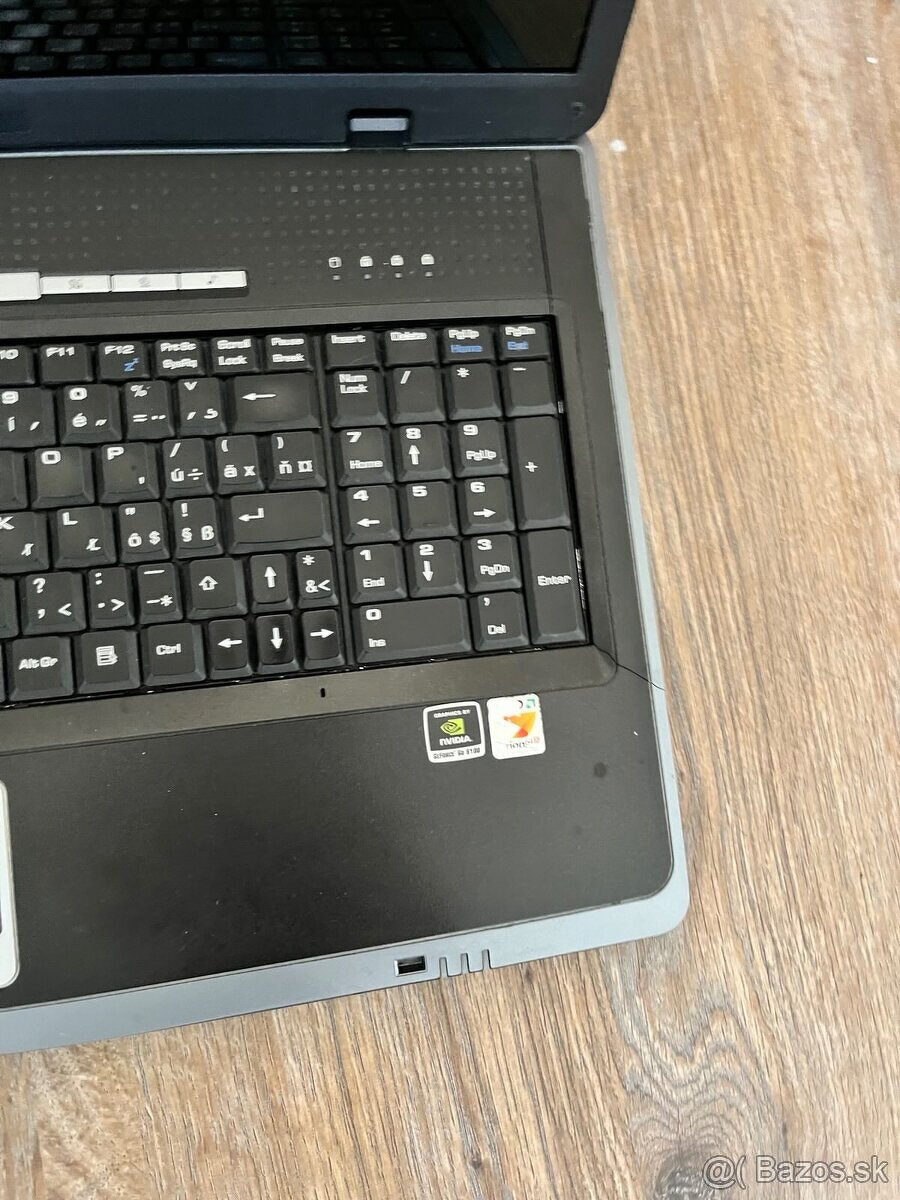 Notebook MSI AMD Turion - 4