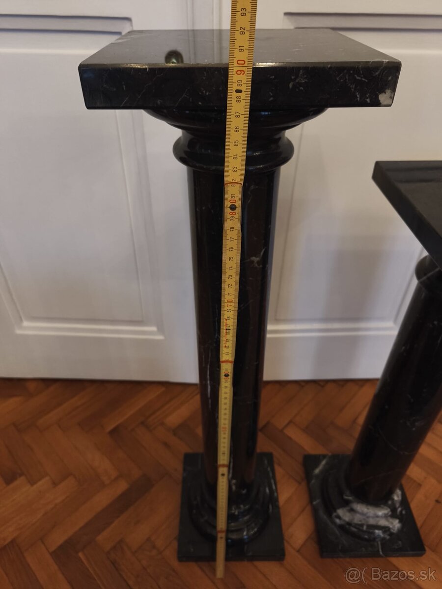 Pár starožitných mramorových stojanov - 4