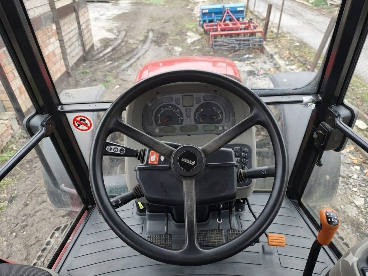 PREDÁM traktor CASE JXU105 - 4