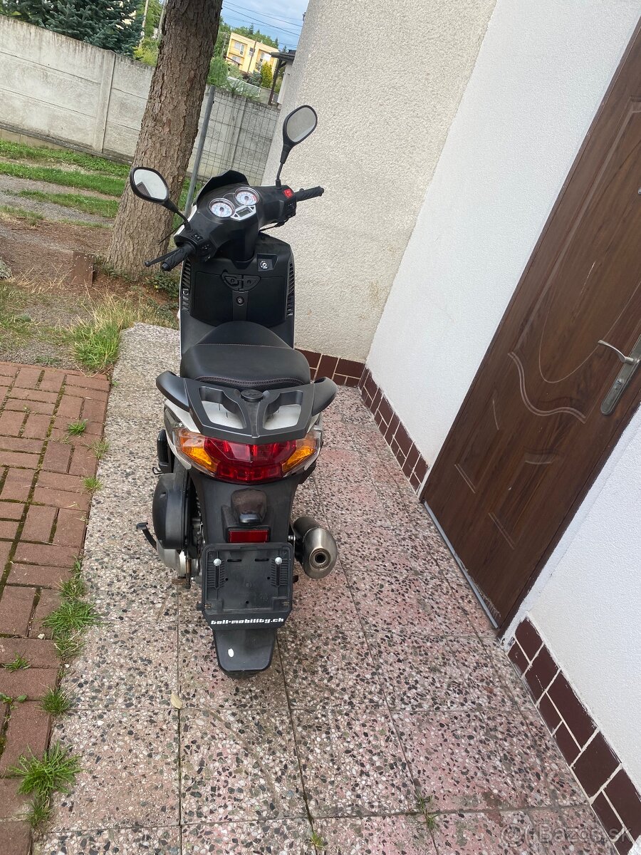Skúter Logik 125 - 4