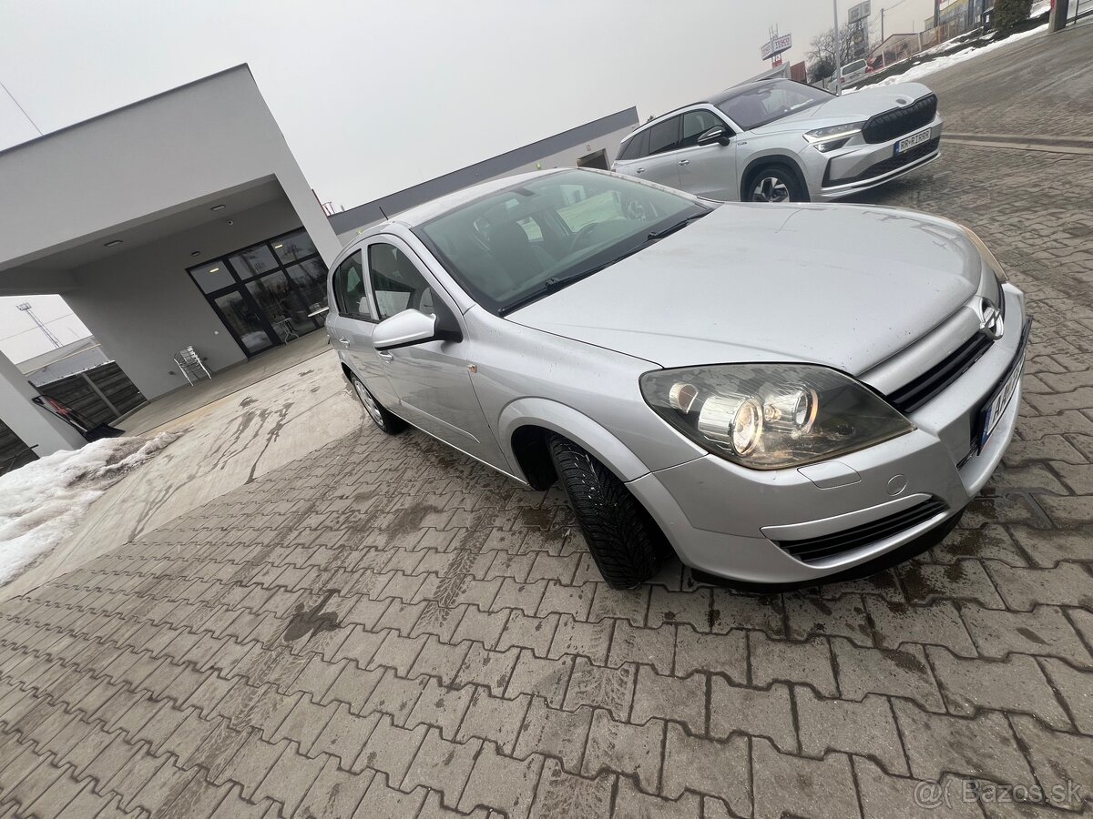 Opel Astra H - 4