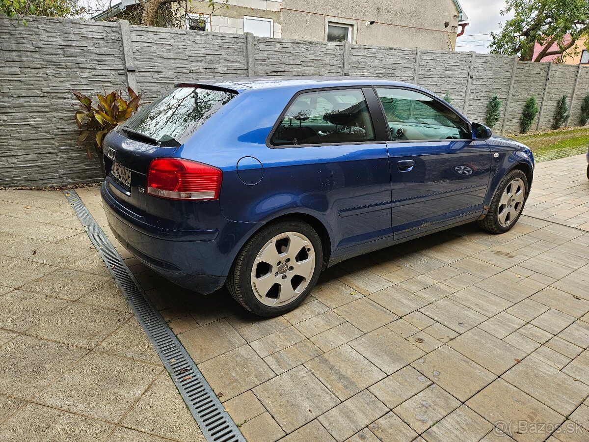 Audi A3 1.6 MPI - 4