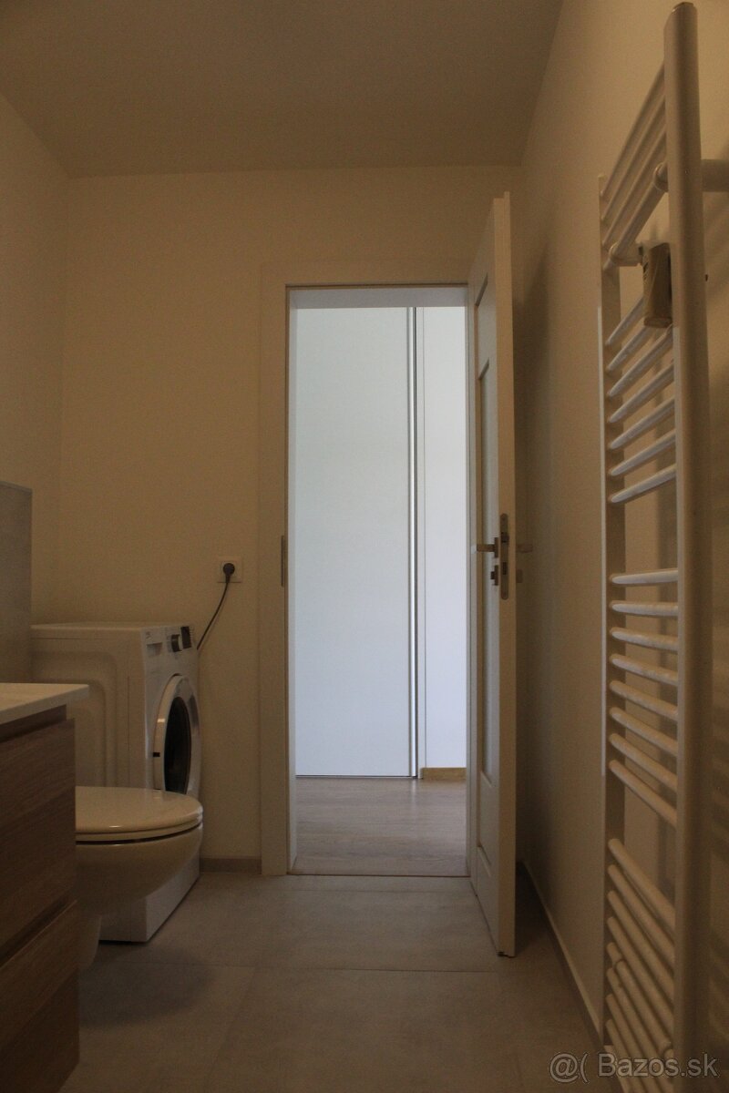 Prenajmem komplet zariadený 1-izbový byt s balkónom - 4