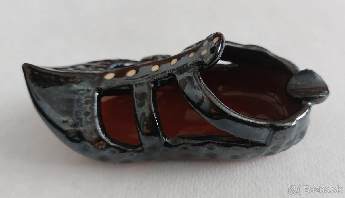 Štýlový retro popolník 8 € - 4