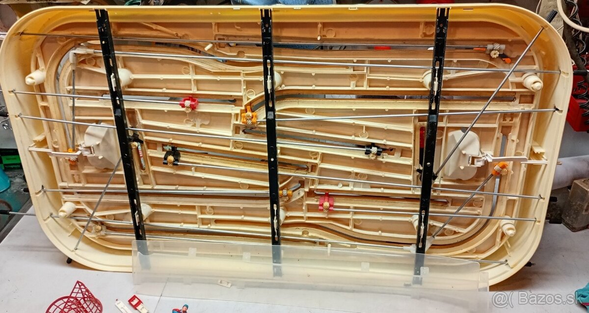 retro stolovy hokej STIGA - 4