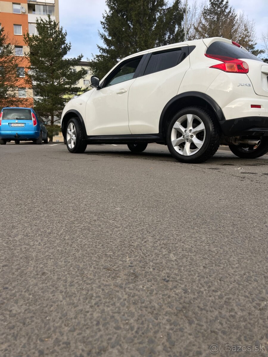 Nissan Juke 1.6 - 4