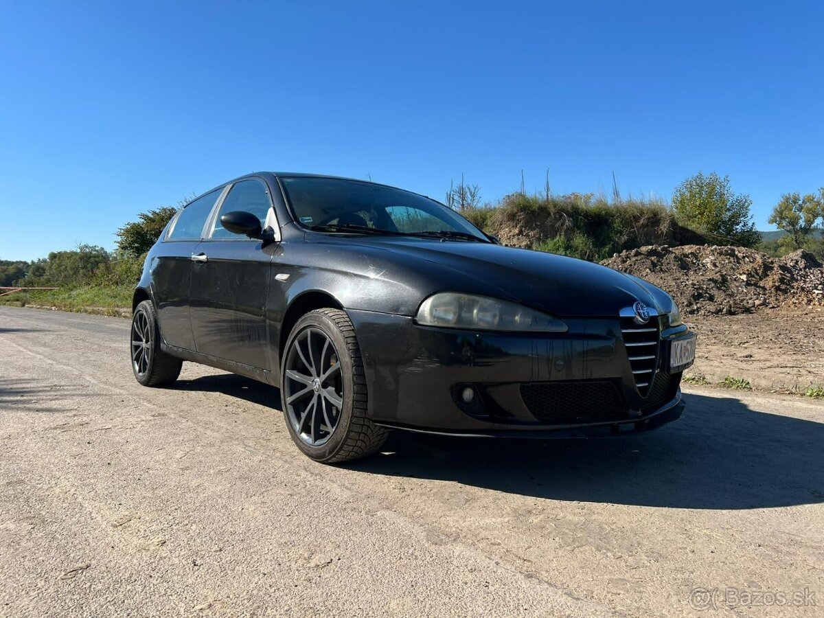 Alfa Romeo 147 JTD 85kW - 4