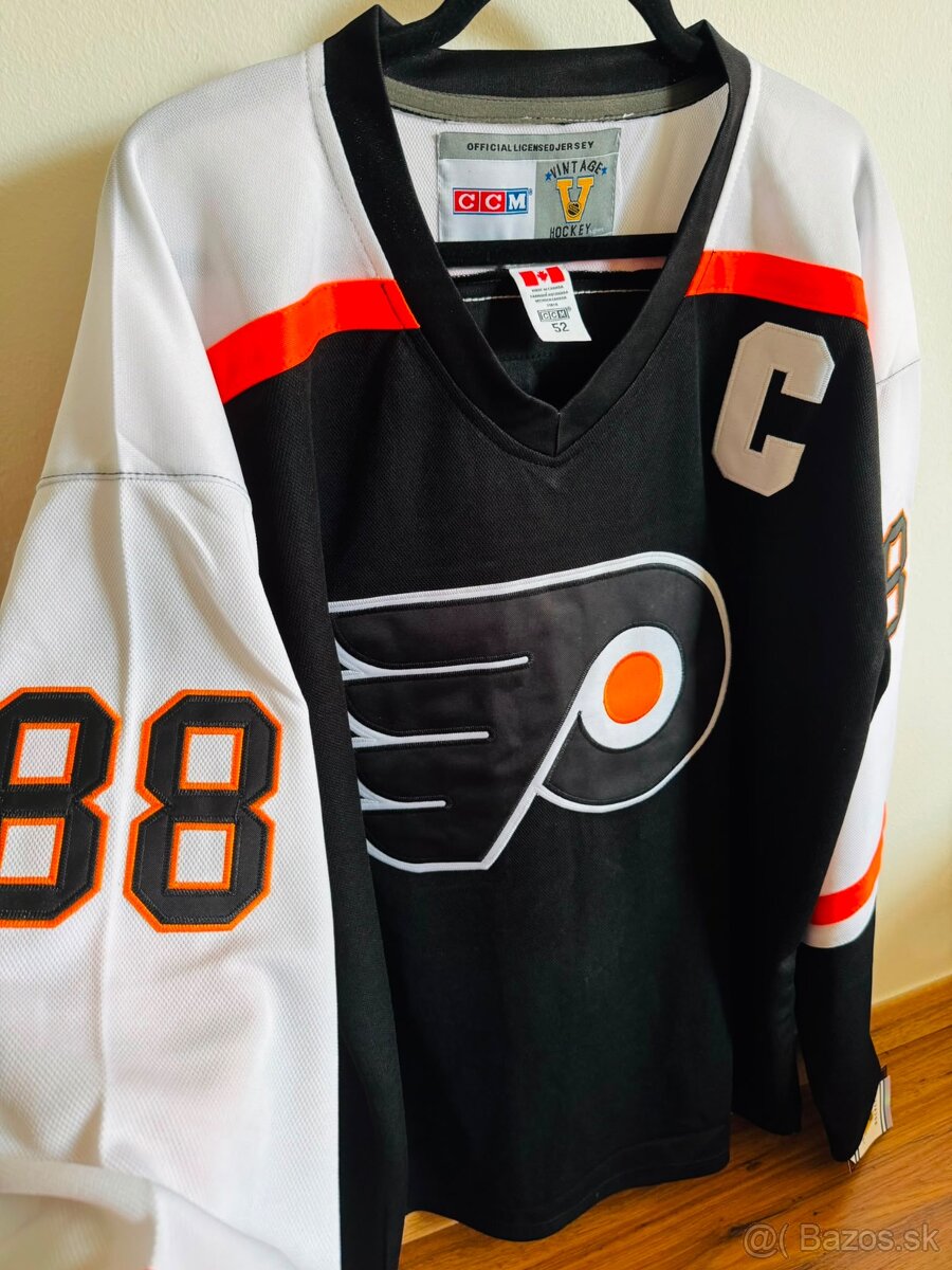 Eric Lindros 88 “C” Philadelphia Flayers - 4
