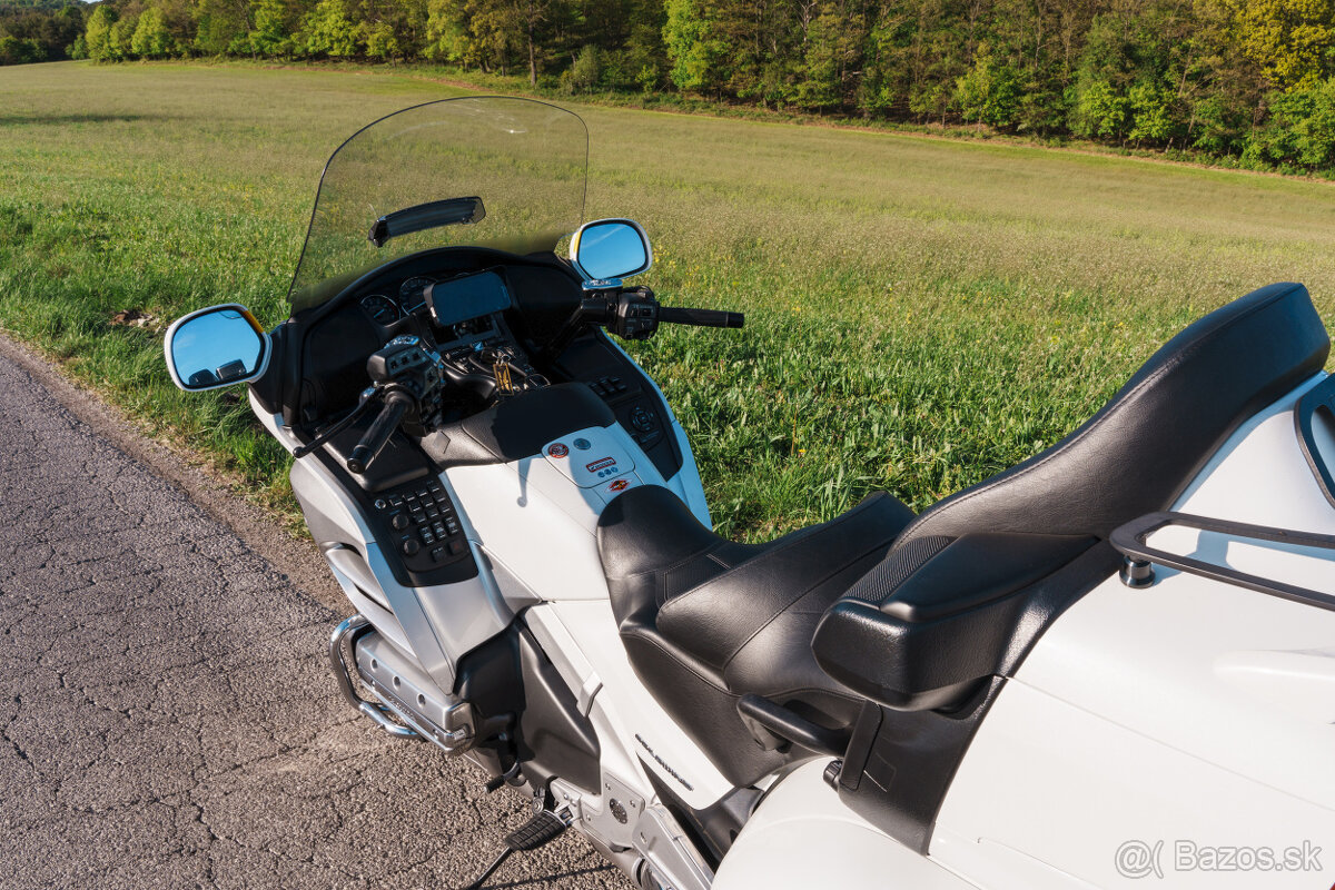 Goldwing GL1800 2012 Ohlins - 4