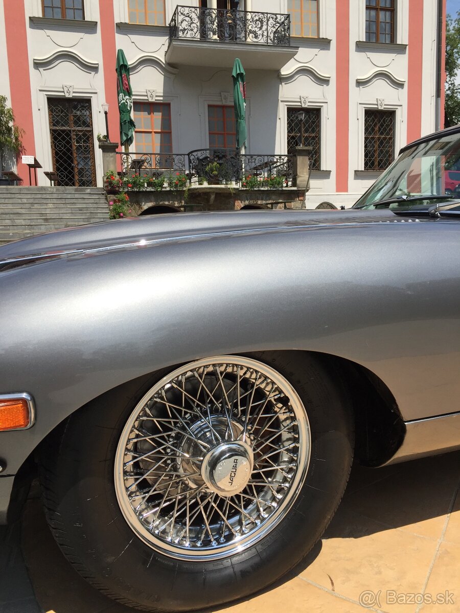 Jaguar e-type - 4