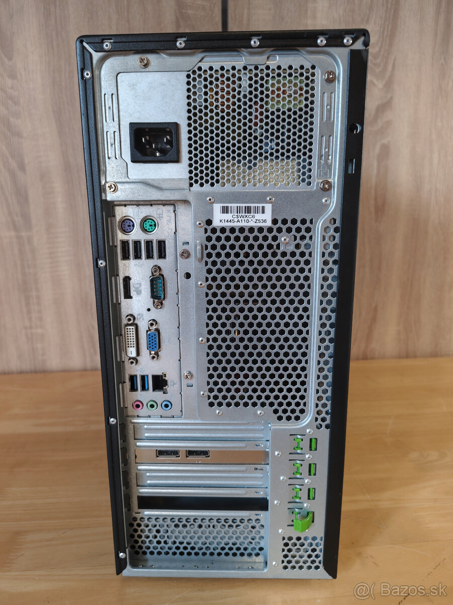 Pracovná stanica Fujitsu Celsius W530 - Xeon E3-1245 v3 - 4