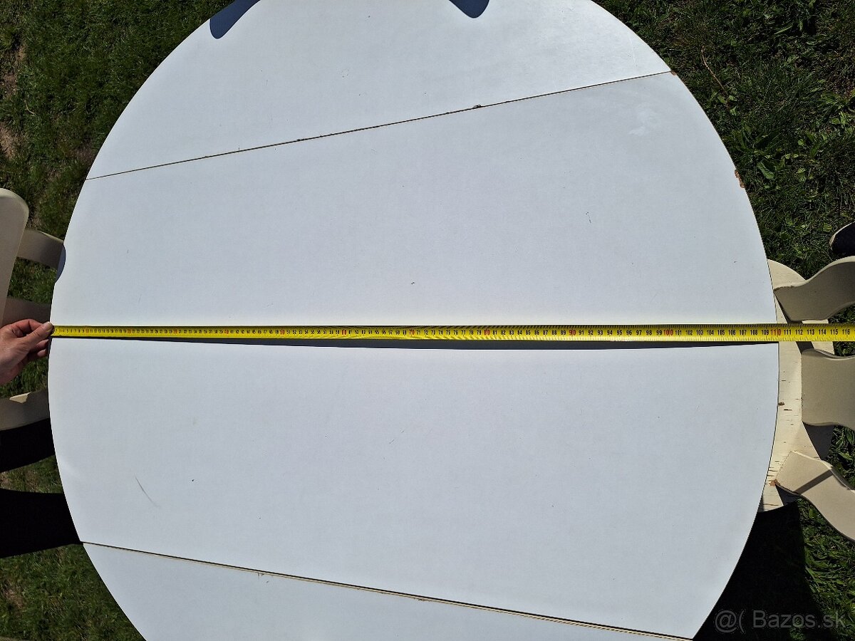 Jedálenský stôl so 4 stoličkami - 4