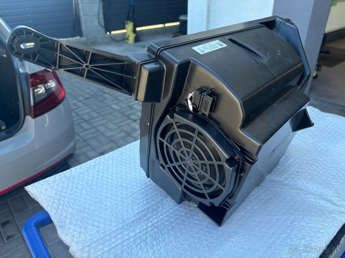 Skoda superb3 soundsystem canton 81A035223 - 4